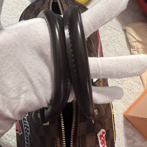 Louis Vuitton Limited Edition Damier Ebene Patches Speedy Bandouliere 30 Satchel - Picture 6 of 15